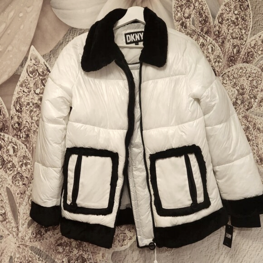 DKNY white puffer jacket black faux fur trim NEW sz L-m pockets